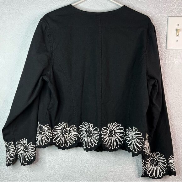 Vintage Marisol Womens Blazer Black White Floral Crop Length White Size L - Picture 3 of 11